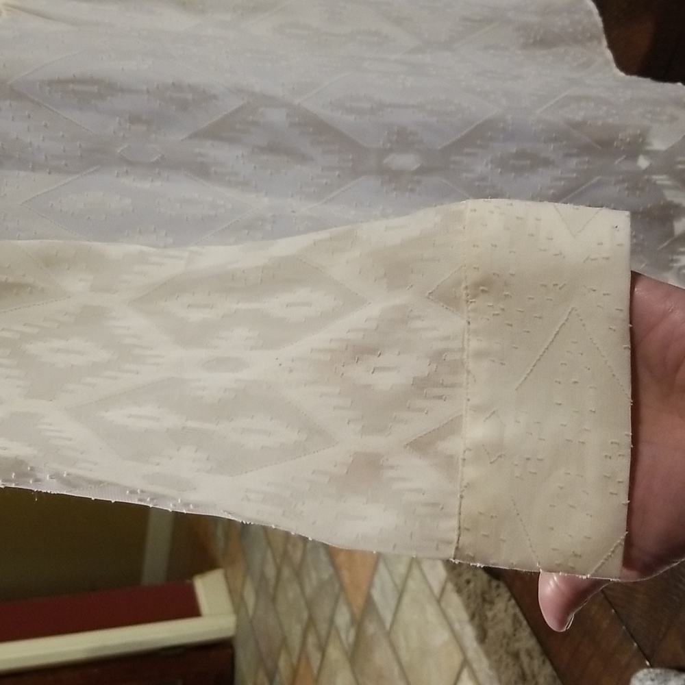 🌺Jaclyn Smith Sheer Off White Blouse - Picture 4 of 8